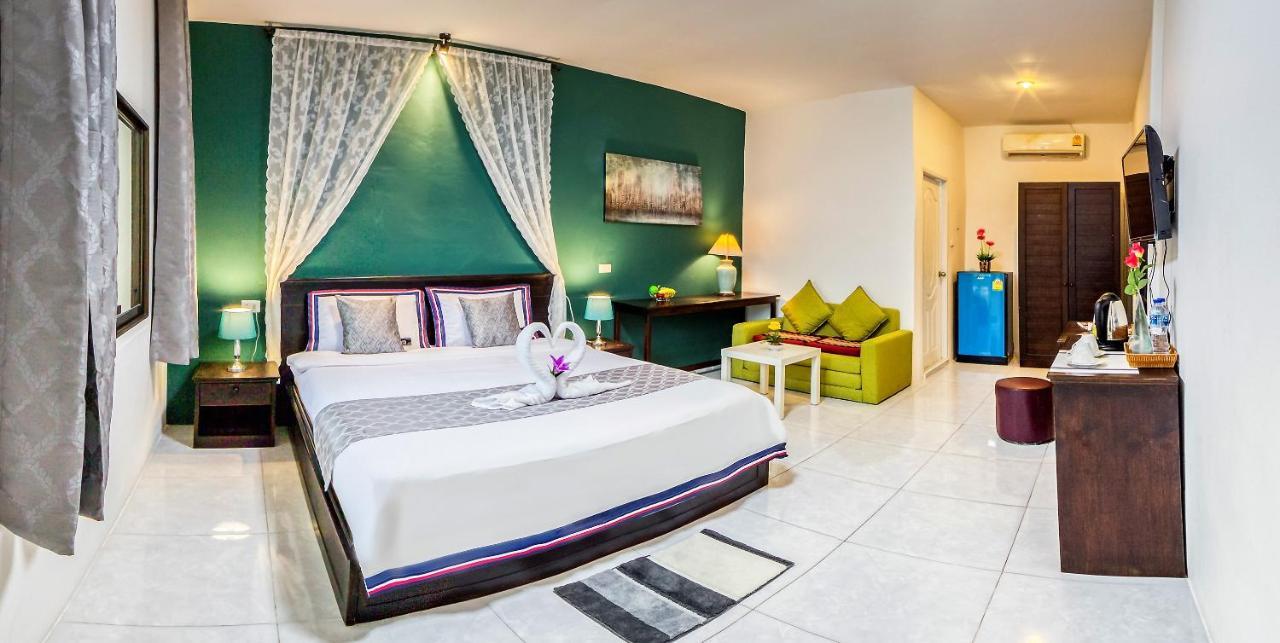 Coconut Resort Hotel Patong Zewnętrze zdjęcie